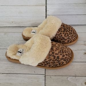 Includes Size 7, Size 7 & Size 11 💥WINTER SALE💥CORKYS- SNOOZE LEOPARD SLIPPERS